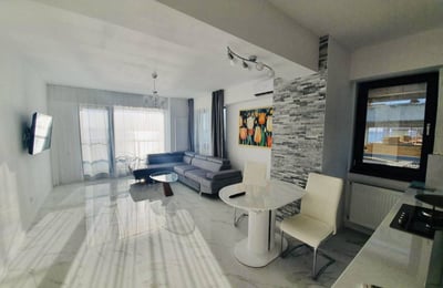 Аренда комфортных 2-комнатных апартаментов, 64 м², в Констанце, Румыния